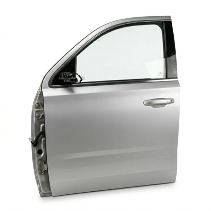 Front door car body part for Chevrolet American used spare parts available in UAE market