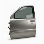 Front door used car spare part for Chevrolet in excellent condition for safe vehicle replacement