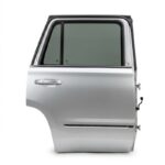 Chevrolet rear door used spare part in excellent condition for SUV and sedan models